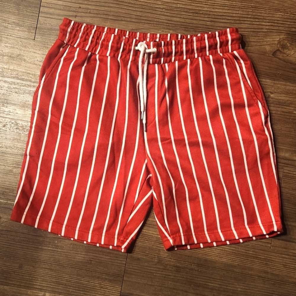 Red white striped Shorts Size L